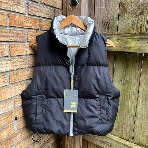 All in Motion Black and Silver Puffer Vest NWT - Picture 1 of 3
